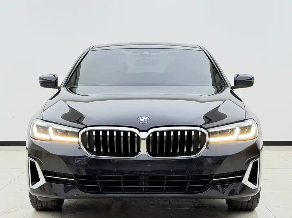 BMW 5 Series 2023