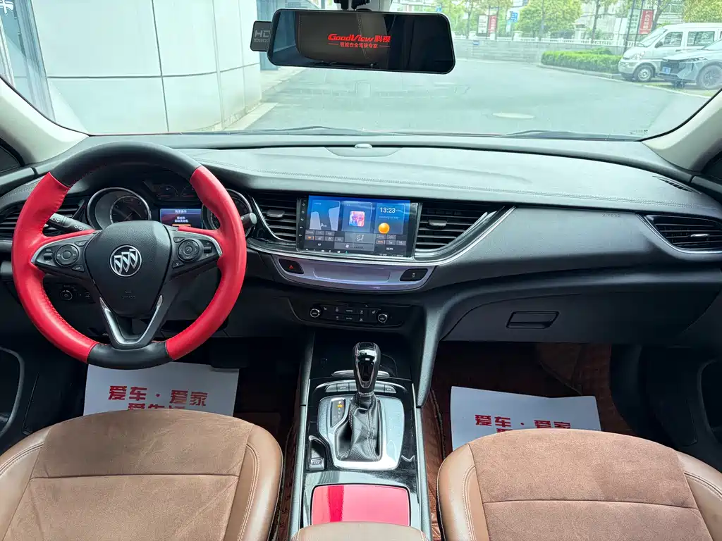 Buick Regal 2019 — фото 10