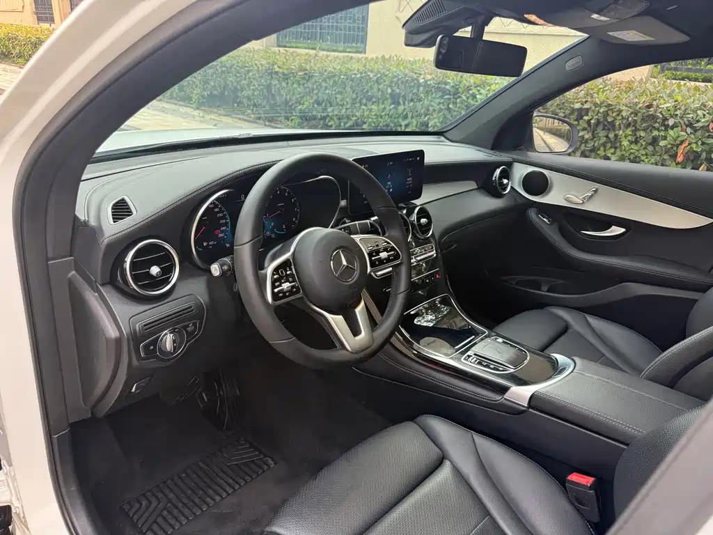 Mercedes-Benz GLC Coupe 2020 — фото 8