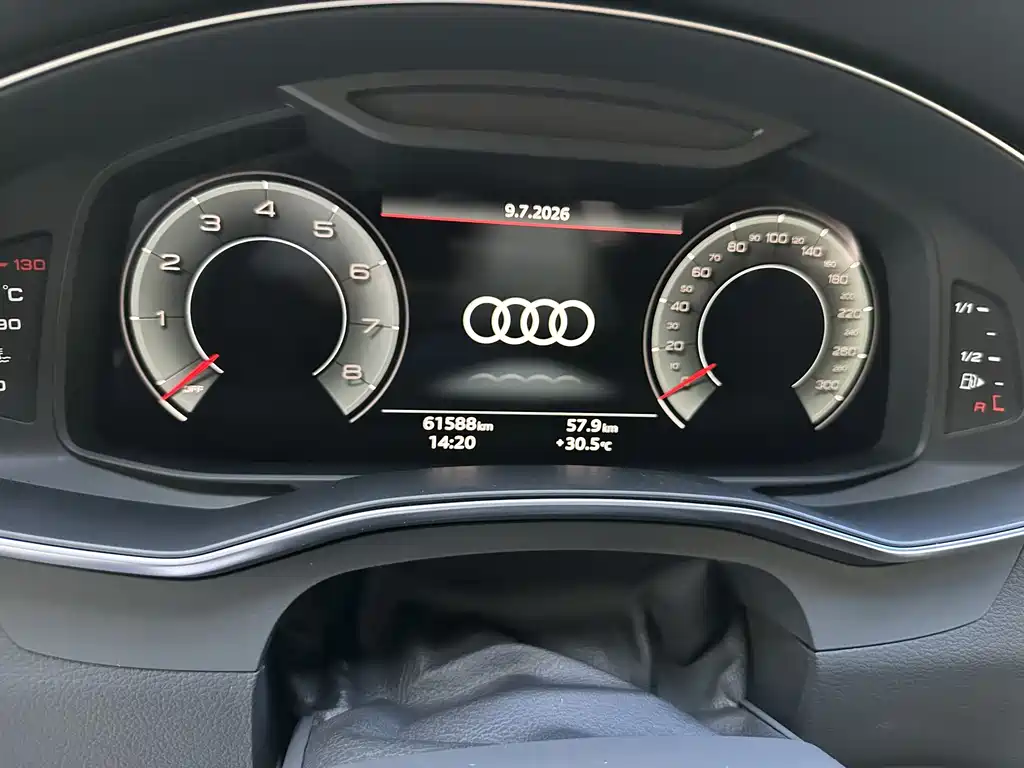 Audi A6L 2023 — фото 11
