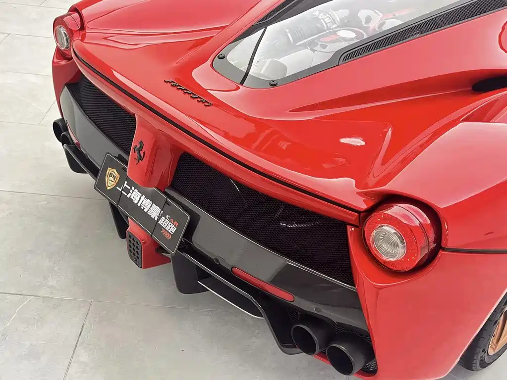 Ferrari LaFerrari 2015 — фото 16