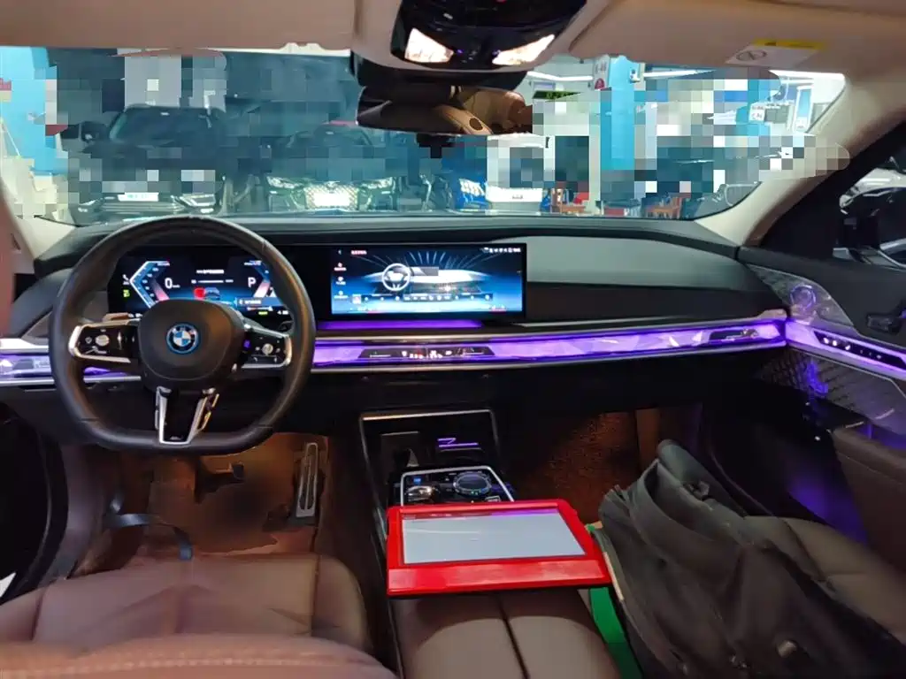 BMW i7 2024 — фото 10