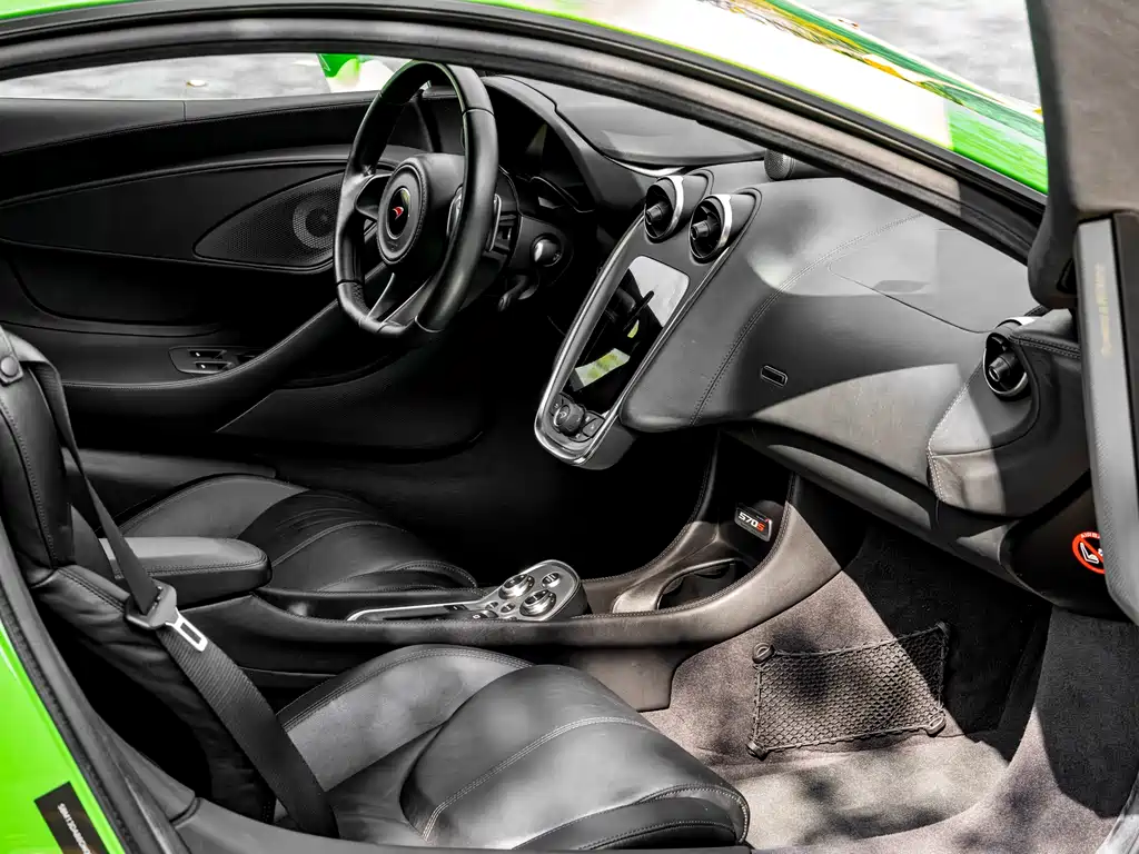 McLaren 570 2016 — фото 9