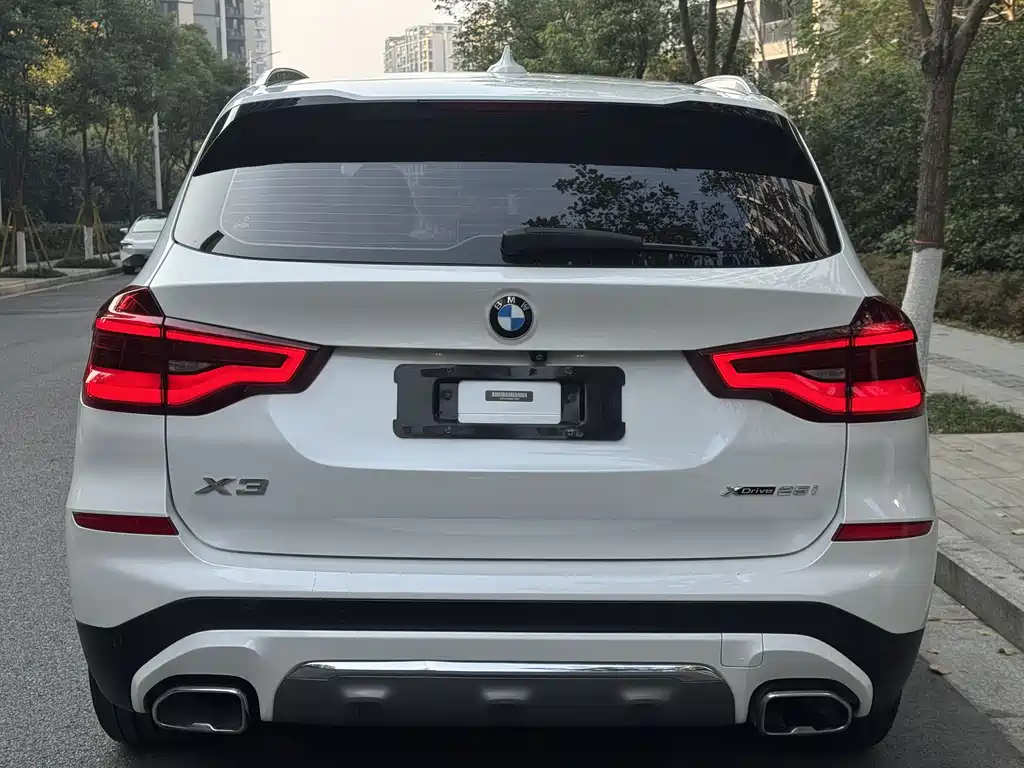 BMW X3 2018 — фото 9