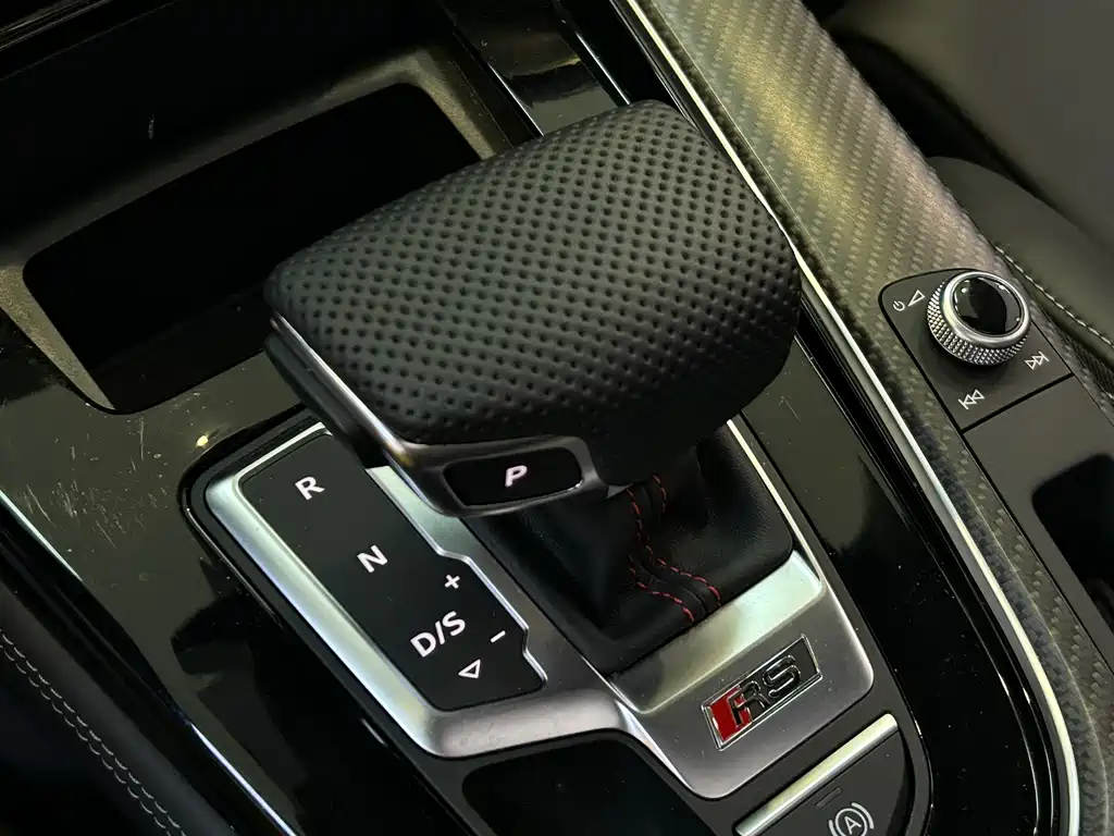 Audi S4 2024 — фото 15