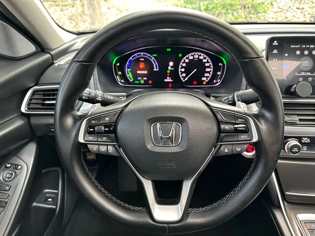 Honda Accord 2022 — фото 35