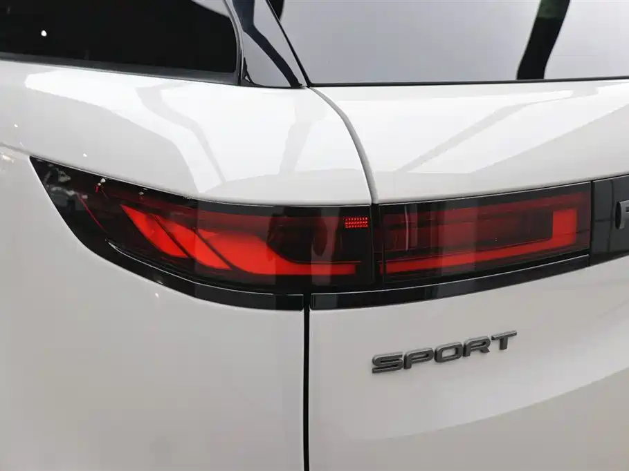 Land Rover Sport 2024 — фото 26