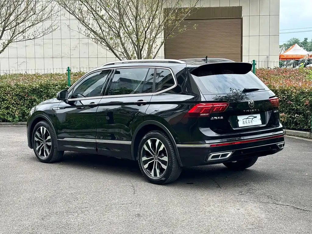 Volkswagen Tiguan L 2021 — фото 7