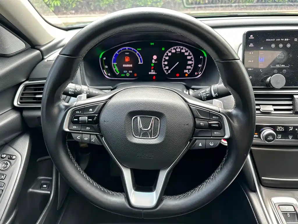 Honda Accord 2022 — фото 33