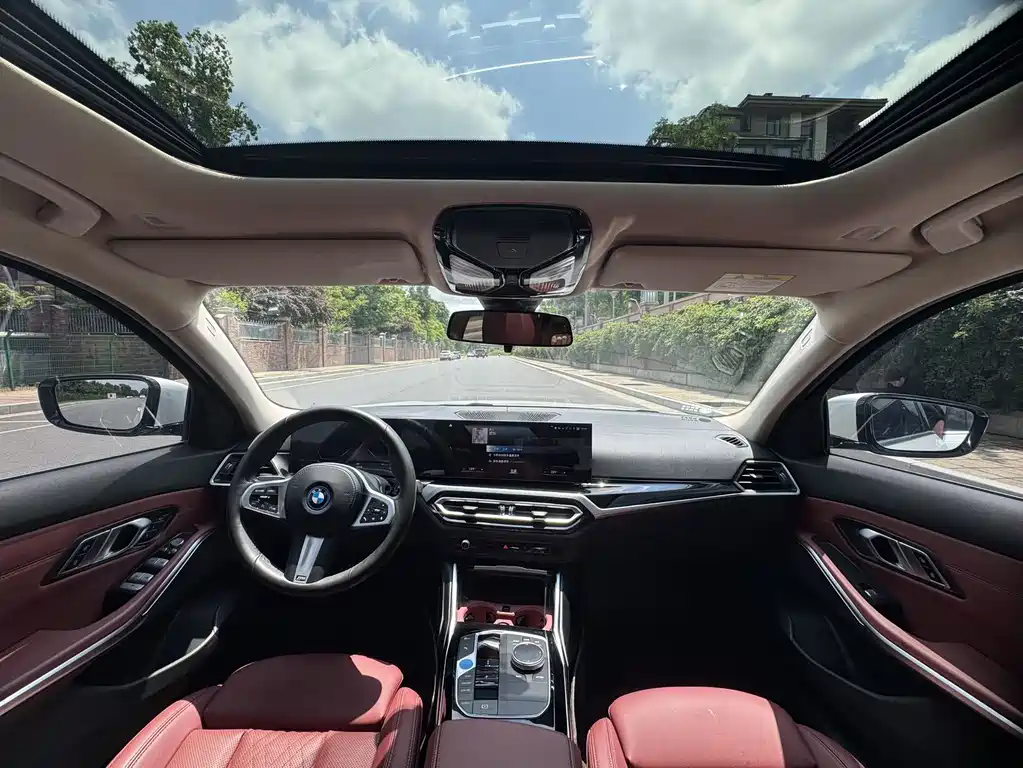 BMW i3 2023