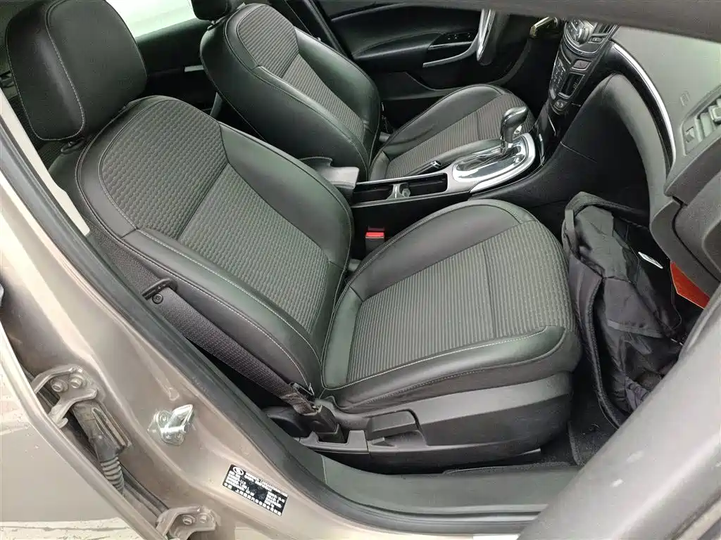 Buick Regal 2015 — фото 25