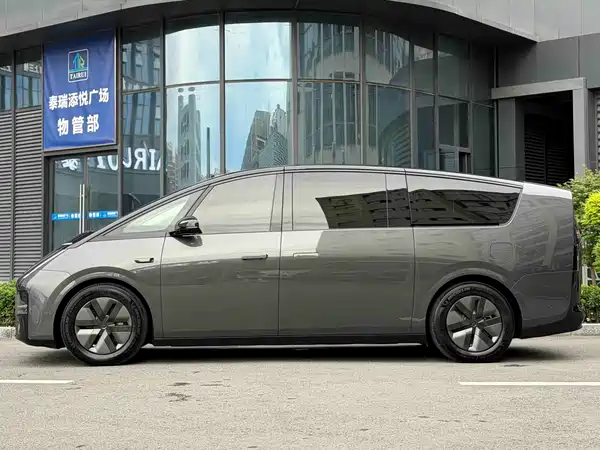Li Auto MEGA 2026