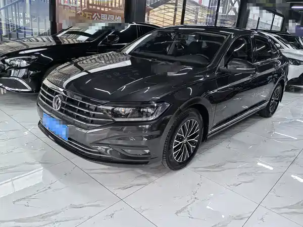 Volkswagen Sagitar 2020