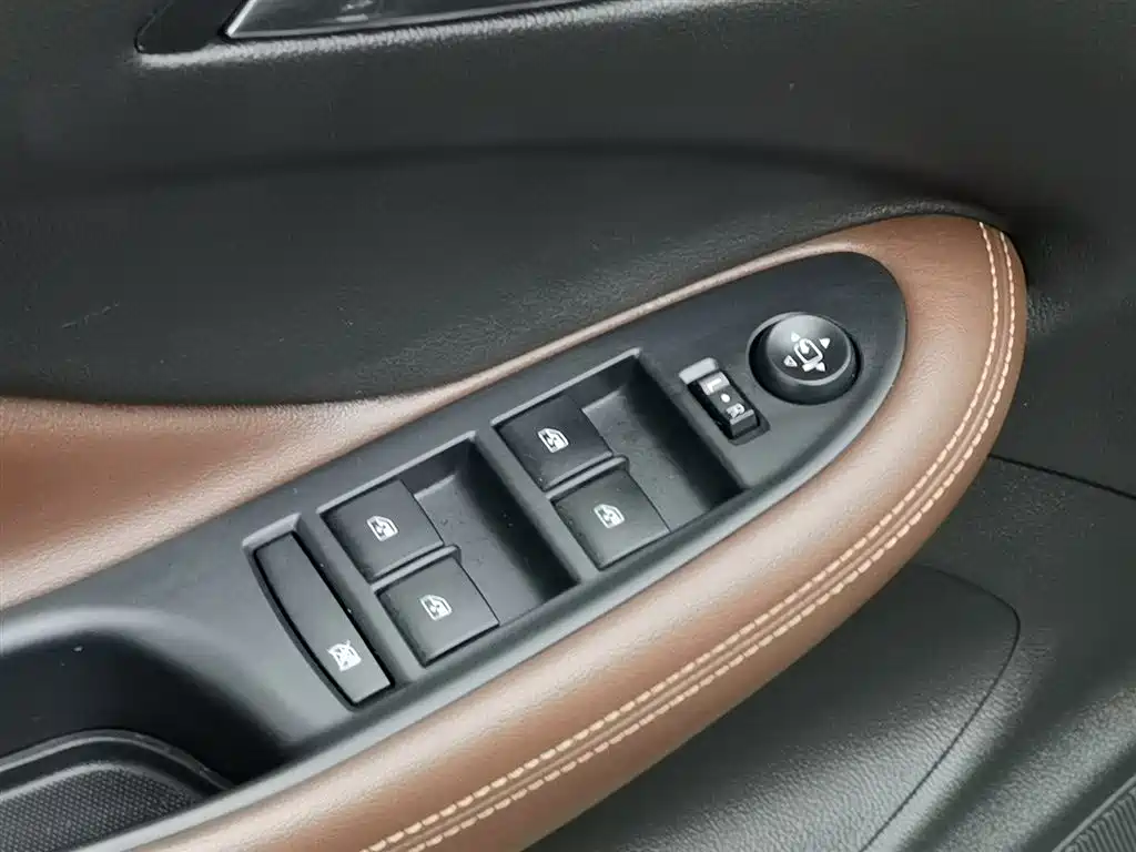 Buick Envision Plus 2021 — фото 9