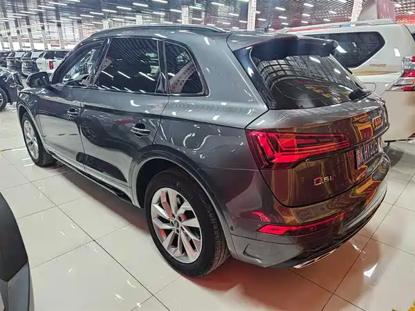 Audi Q5L 2022