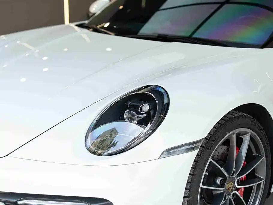 Porsche 911 2020 — фото 11