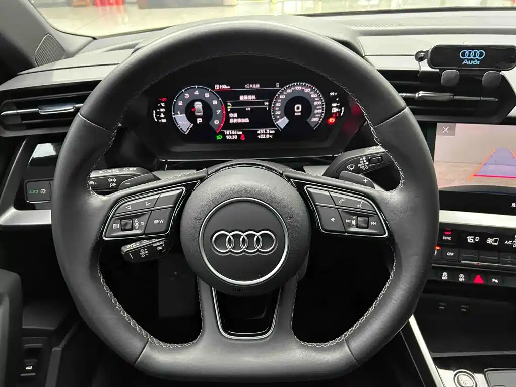 Audi A3 2023 — фото 3