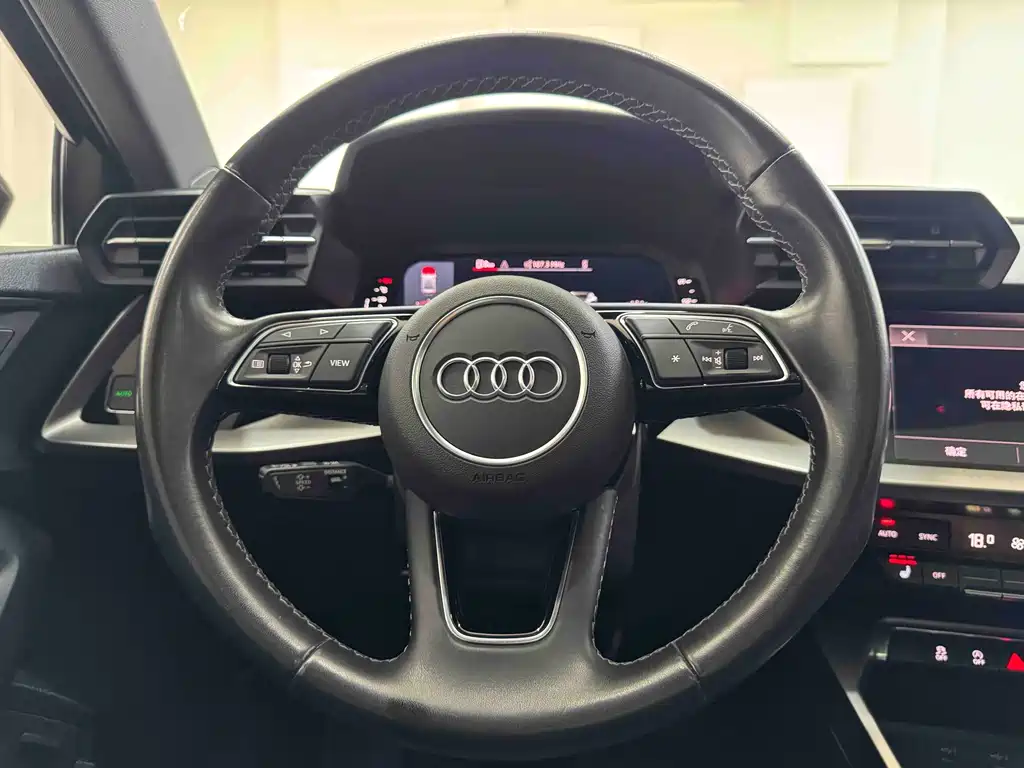 Audi A3 2022 — фото 15