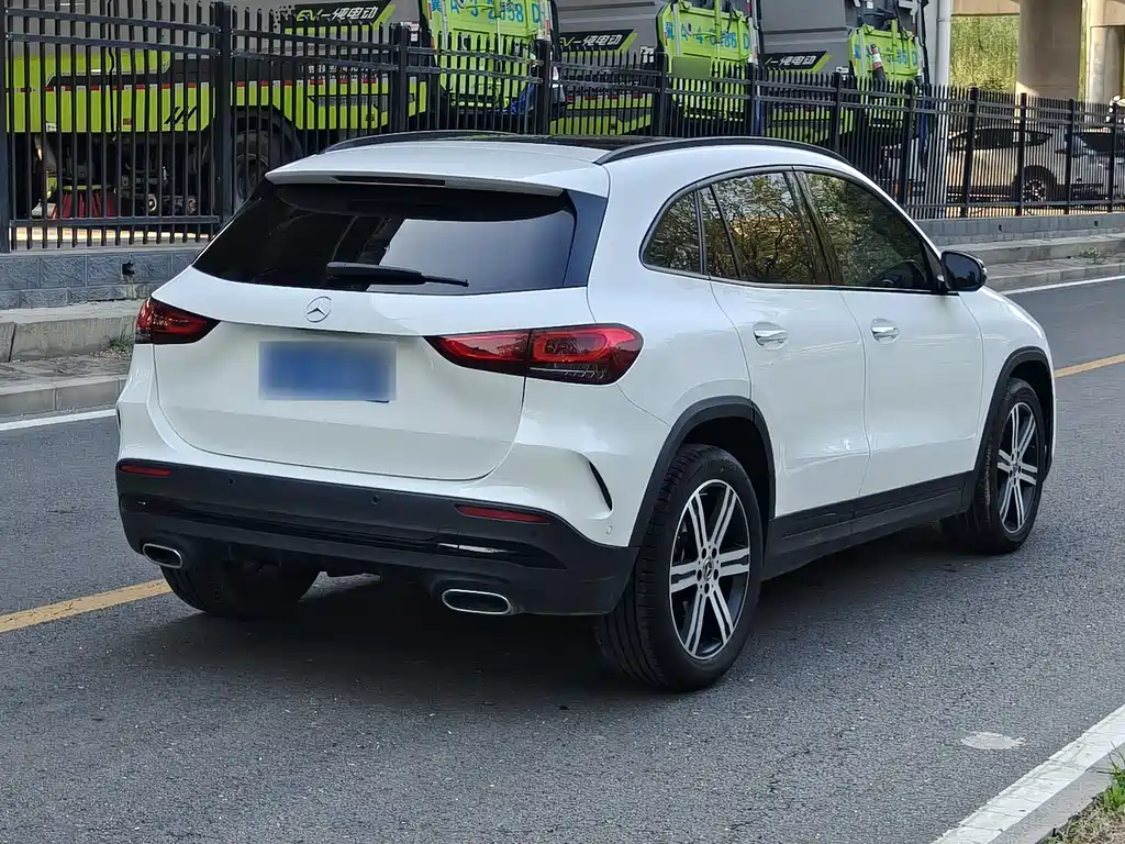 Mercedes-Benz GLA 2021 — фото 20