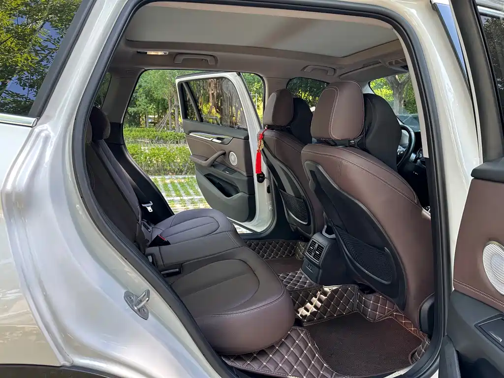 BMW X1 2022 — фото 10