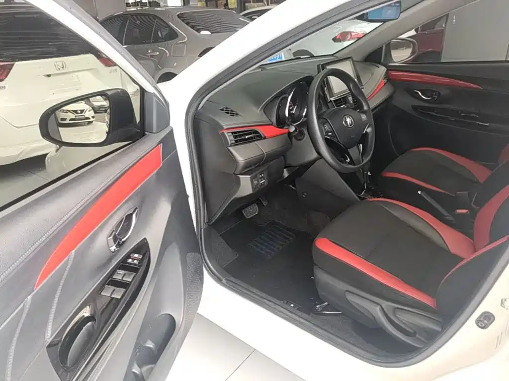 Toyota Vios 2021 — фото 16