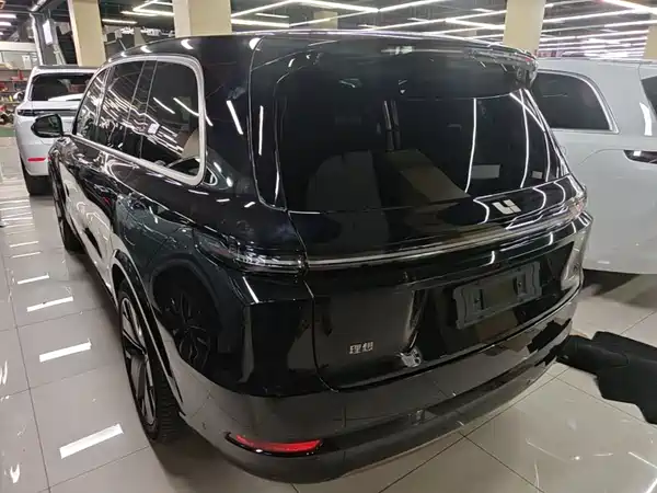 Li Auto L9 2025