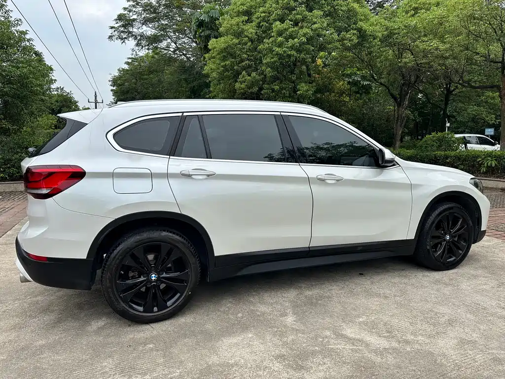BMW X1 2021 — фото 14