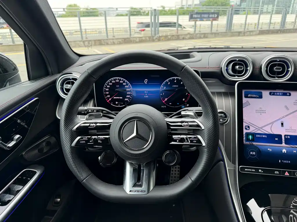 Mercedes-Benz GLC AMG 2025 — фото 21