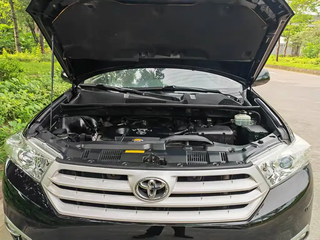 Toyota Highlander 2014 — фото 18