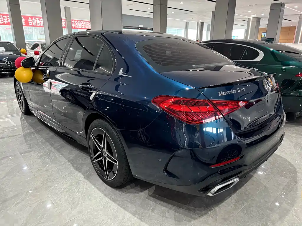Mercedes-Benz C-Class 2023 — фото 8
