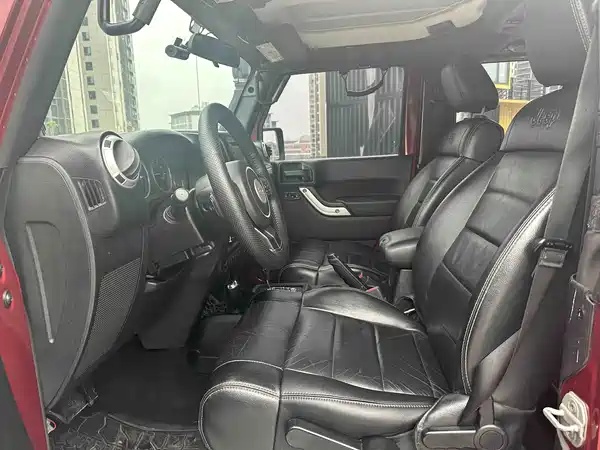 Jeep Wrangler 2013