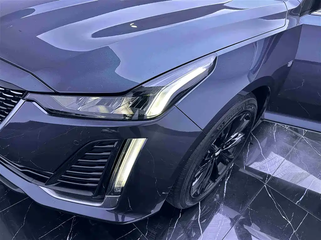 Cadillac CT5 2022 — фото 19