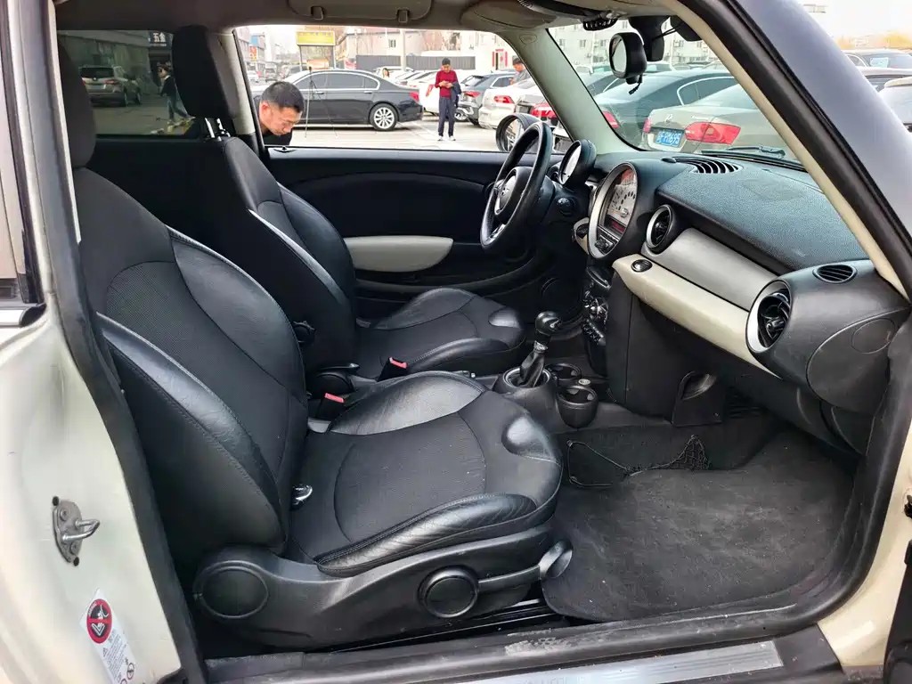 MINI Clubman 2013 — фото 12