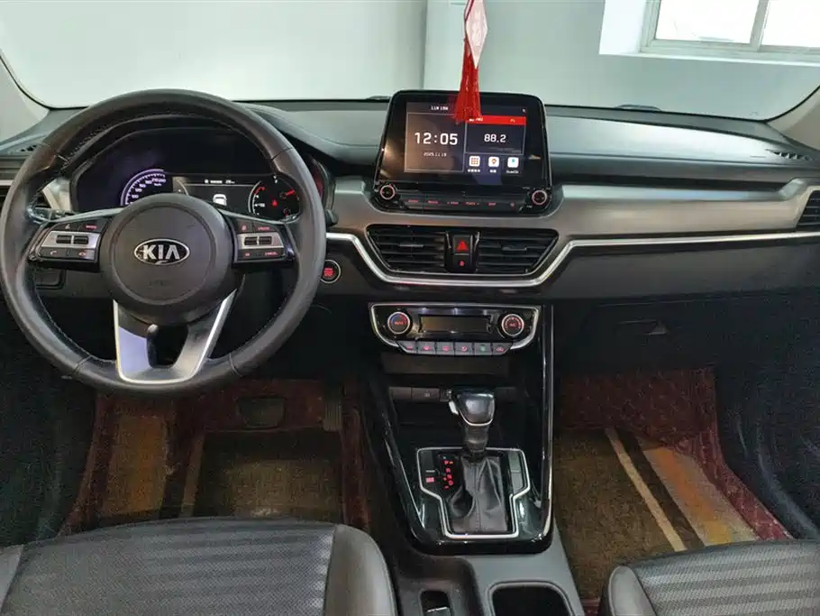 Kia Sportage 2018 — фото 12