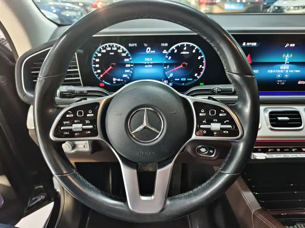 Mercedes-Benz GLE 2023 — фото 10