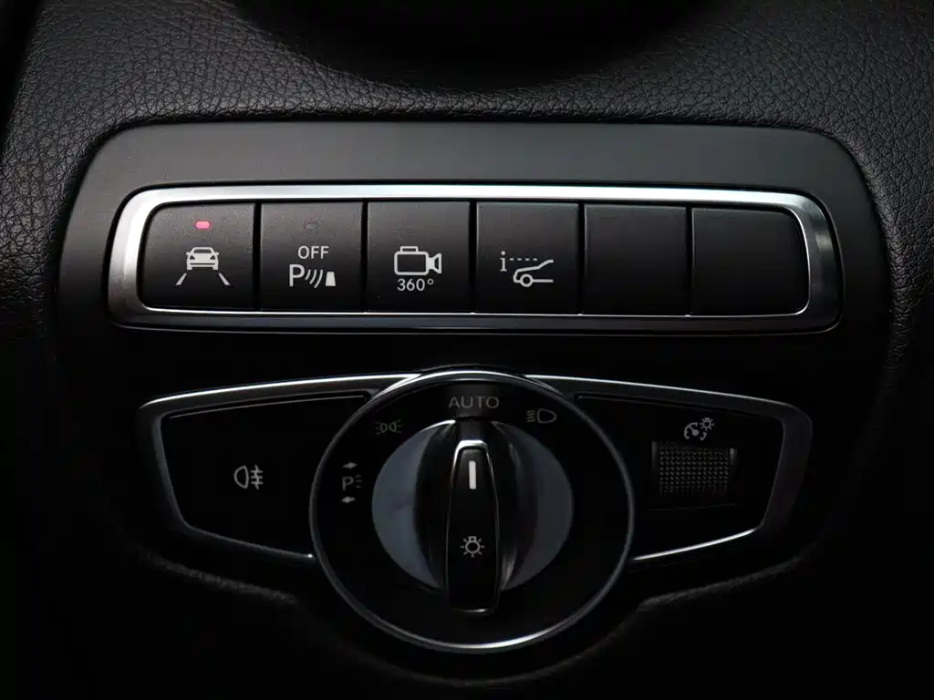 Mercedes-Benz GLC AMG 2021 — фото 26