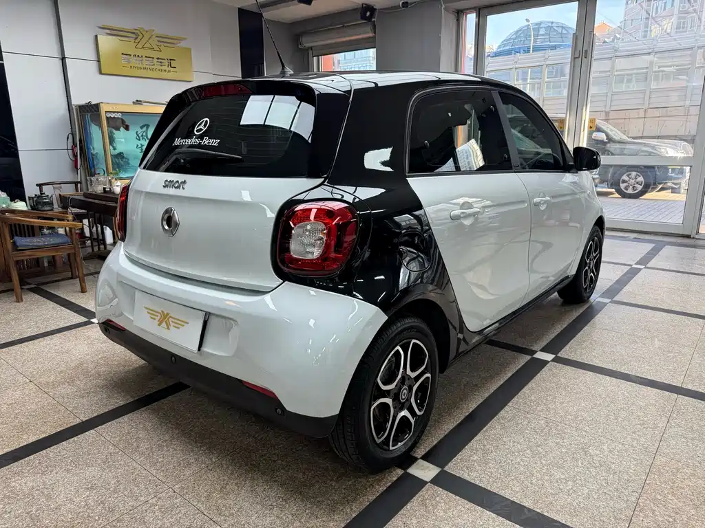 smart Forfour 2019 — фото 5