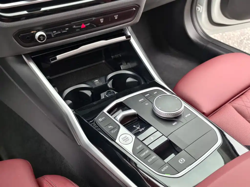 BMW 3 Series 2023 — фото 14