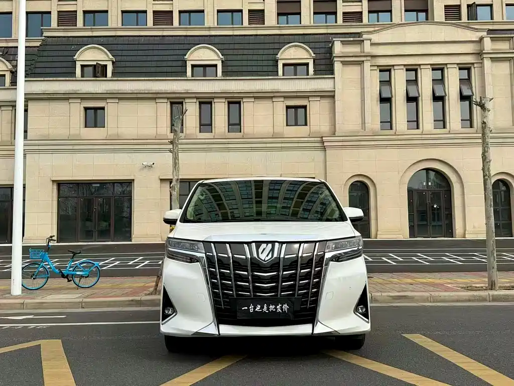 Toyota Alphard 2020 — фото 2