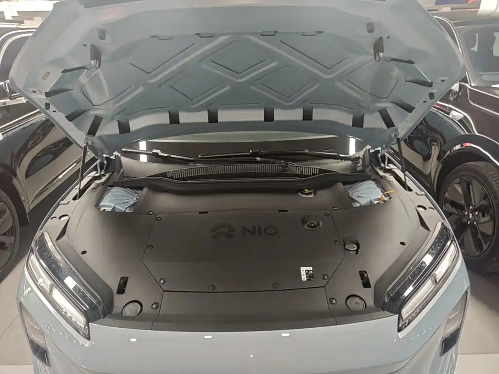 NIO ET5T 2025 — фото 16