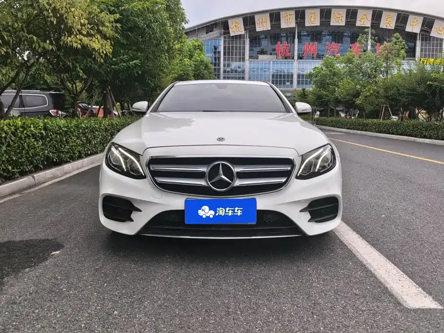 Mercedes-Benz E-Class 2019