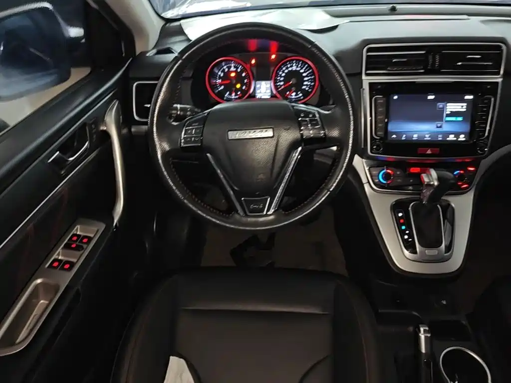 Haval M6 2018 — фото 11