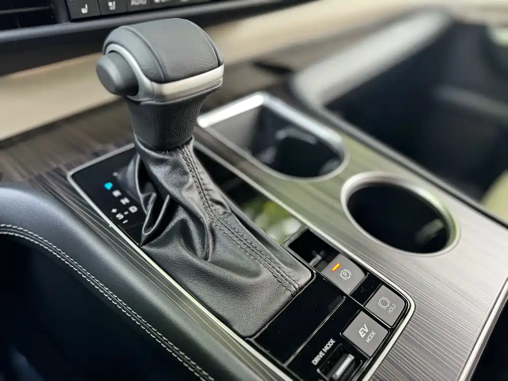 Toyota Sienna 2024