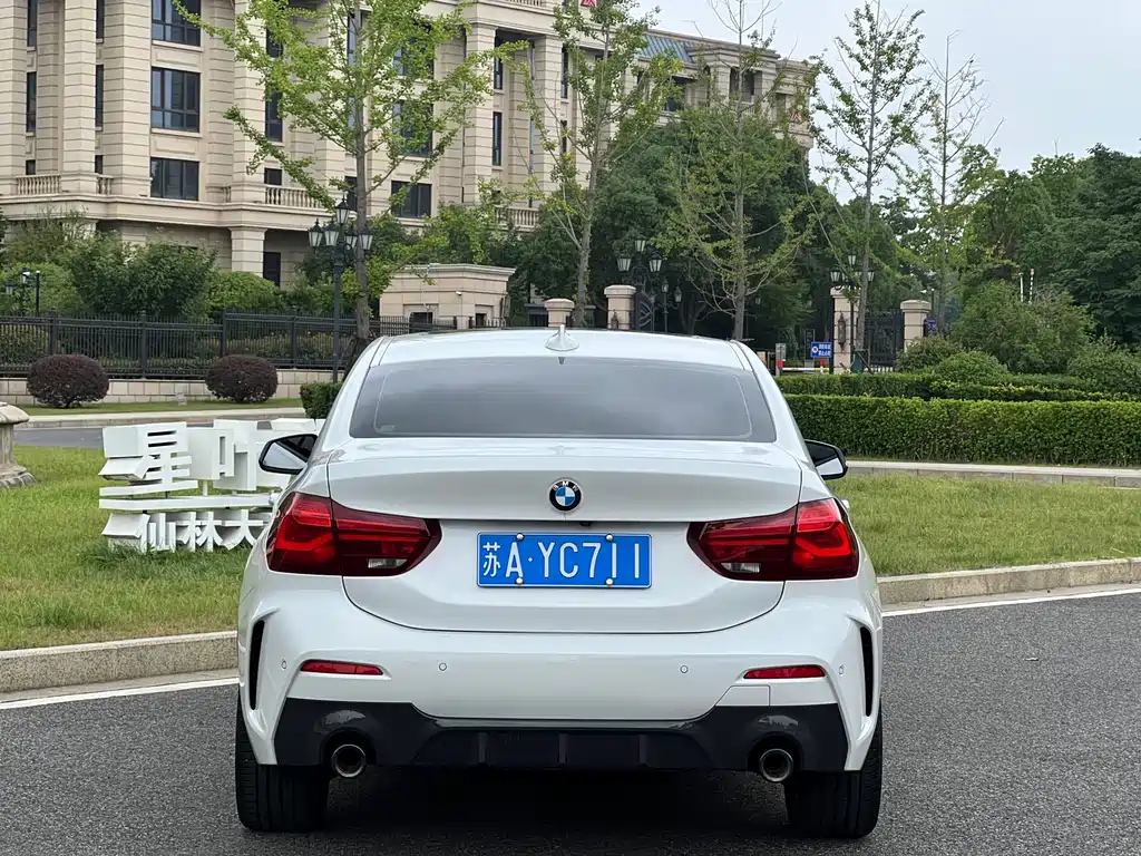 BMW 1 Series 2023