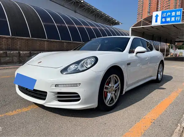 Porsche Panamera 2014
