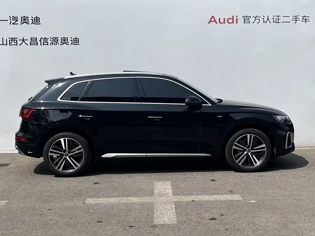 Audi Q5L 2022 — фото 4