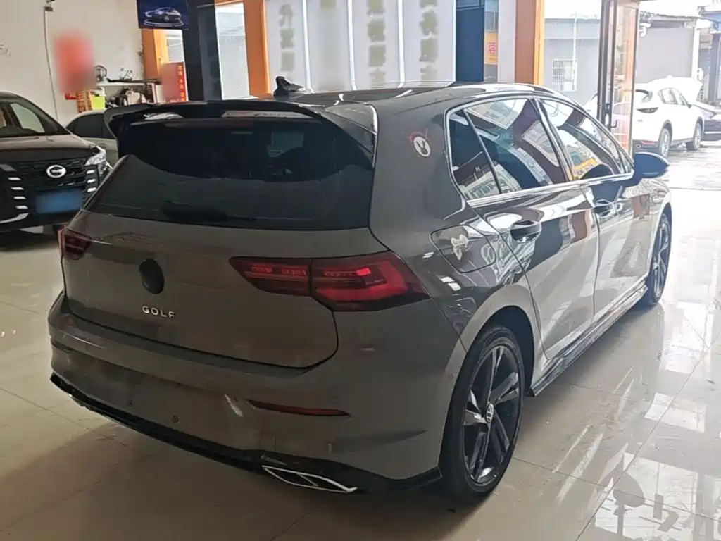 Volkswagen Golf 2022