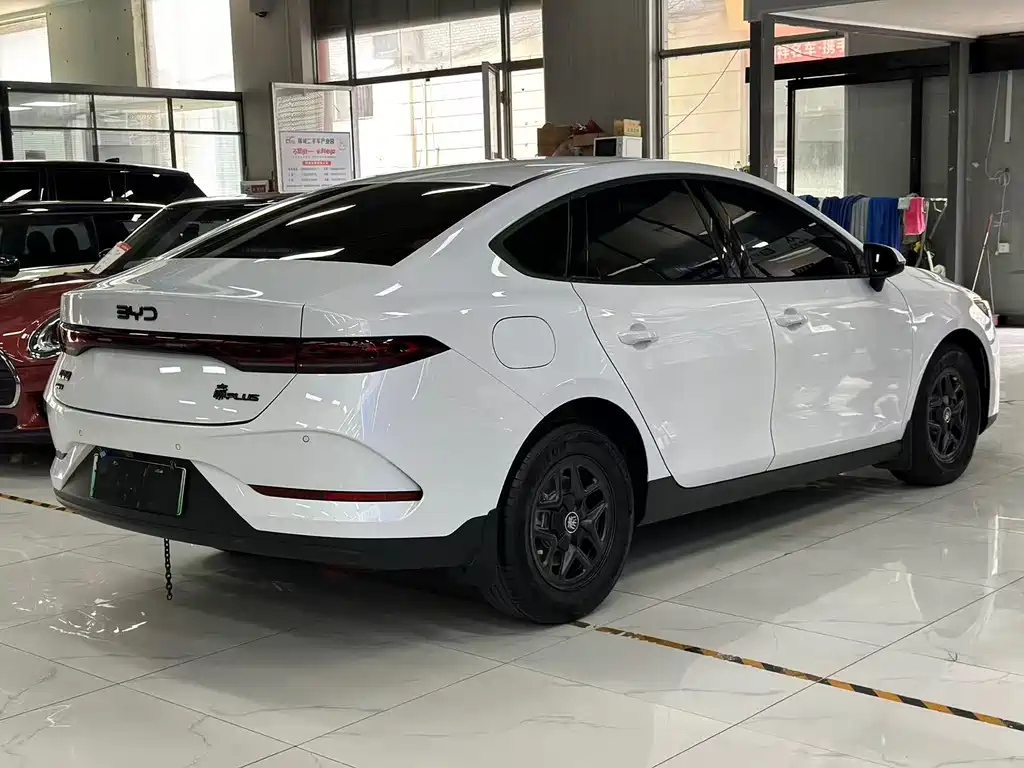 BYD Qin PLUS 2025 — фото 5