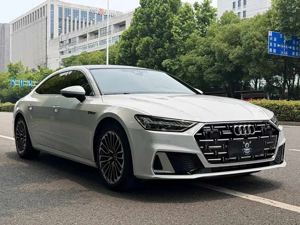 Audi A7L 2024 — фото 3