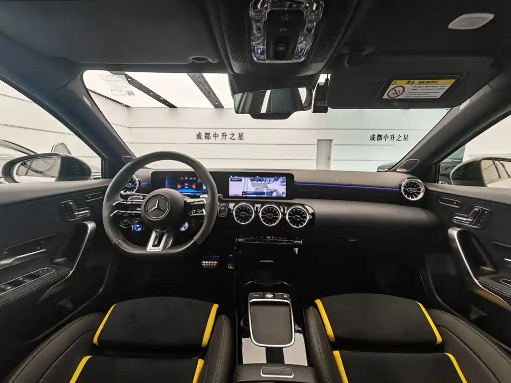 Mercedes-Benz A-Class AMG 2024 — фото 13